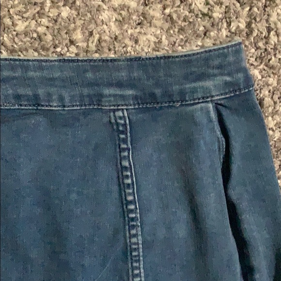 FREE PEOPLE DENIM MINI SKIRT - Picture 13 of 13